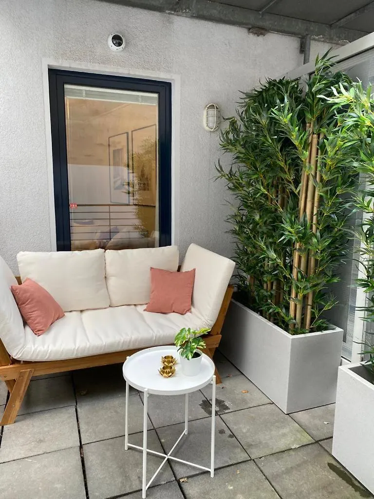 Bohochic Im Herzen Koelns Mit Balkon 0*, Kolín nad Rýnem